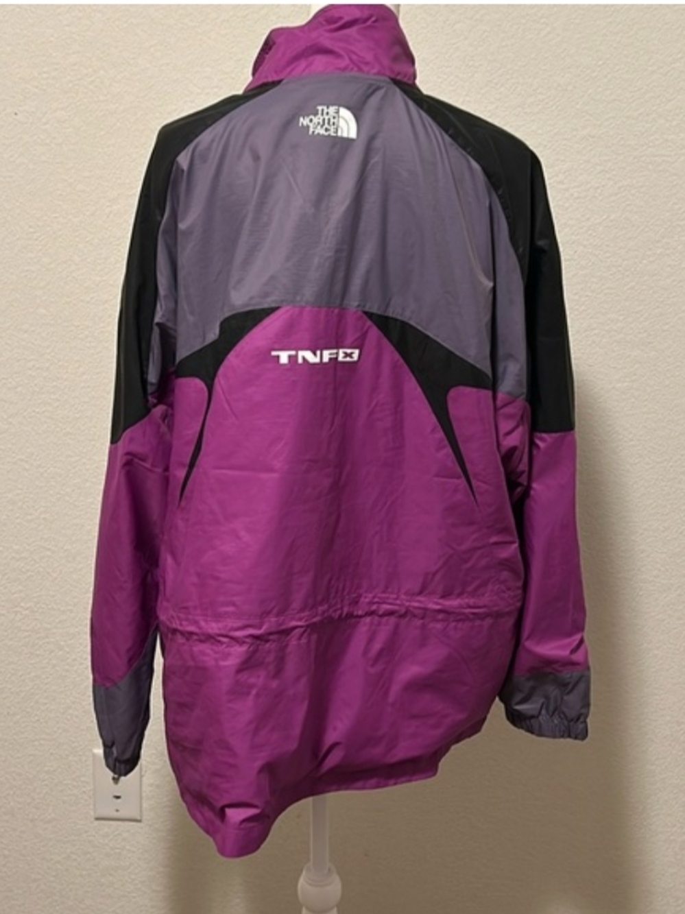 The North Face Women's Purple and Black Ski Jacket - Picture 3 of 5